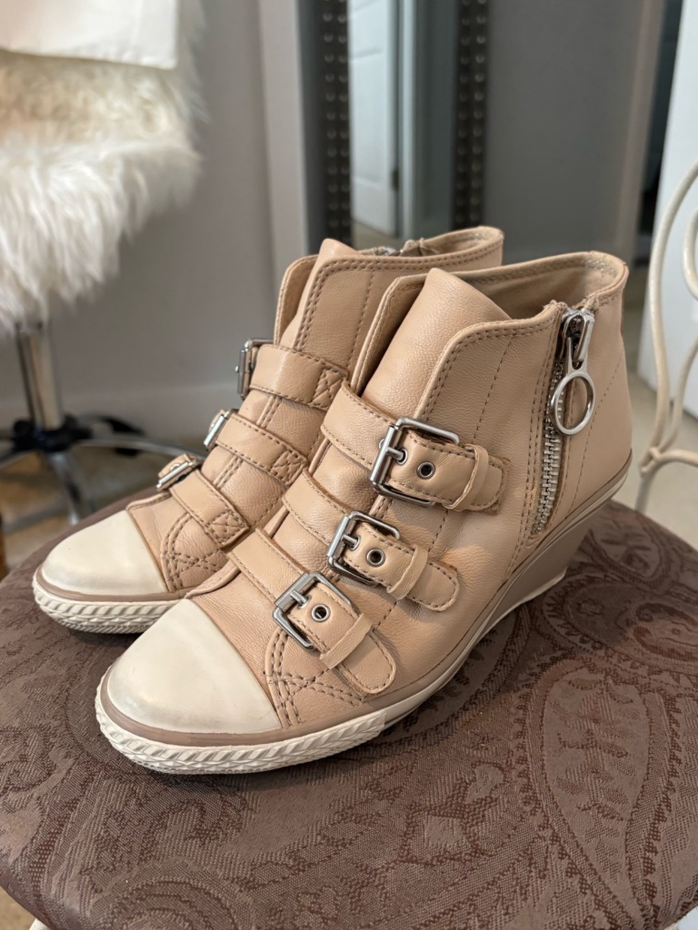 Ash Gin Bis Limited Edition Leather Wedge Sneakers In Clay. Sz 35/5. View 2